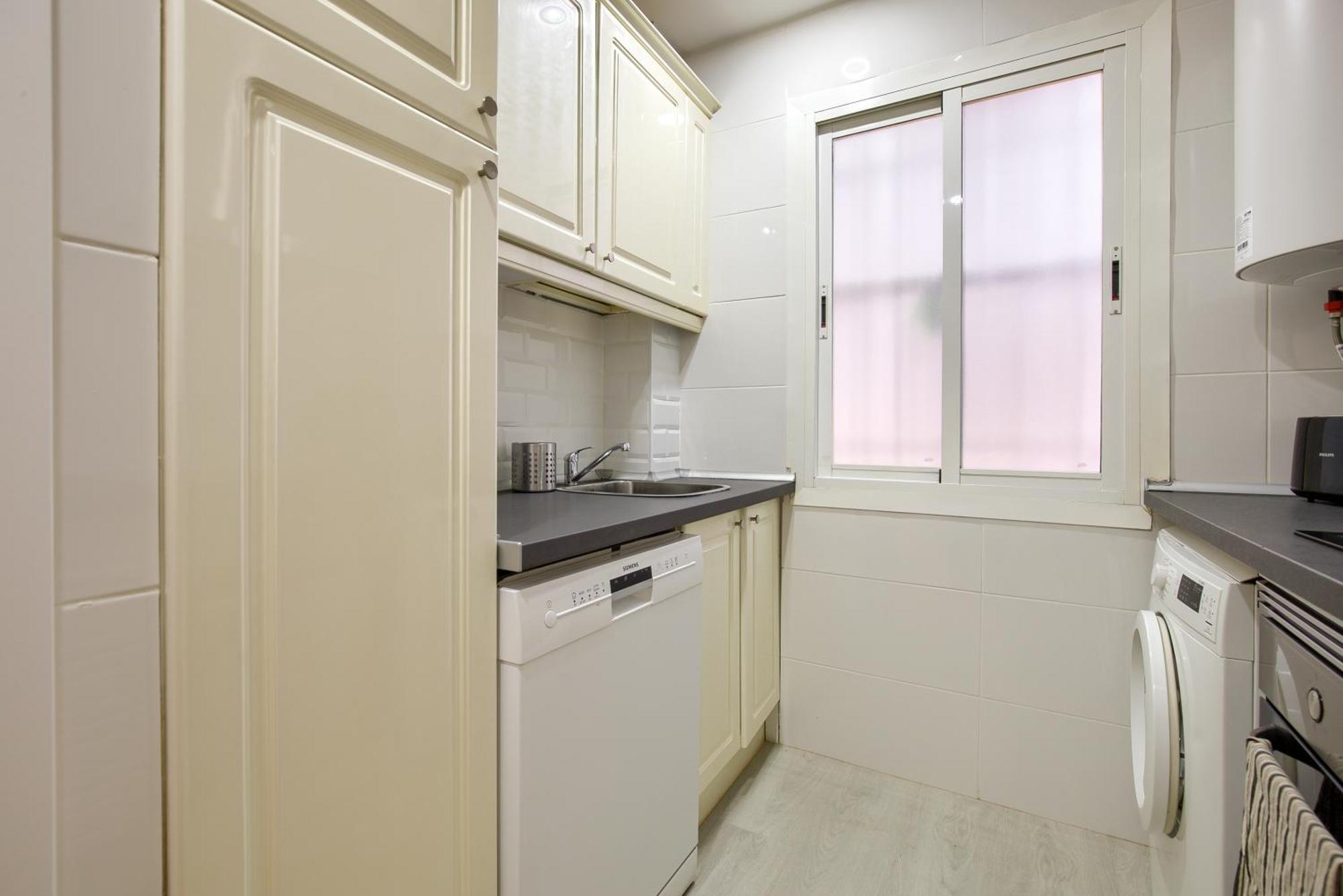Apartamento San Isidro Алькала-де-Енарес Екстер'єр фото